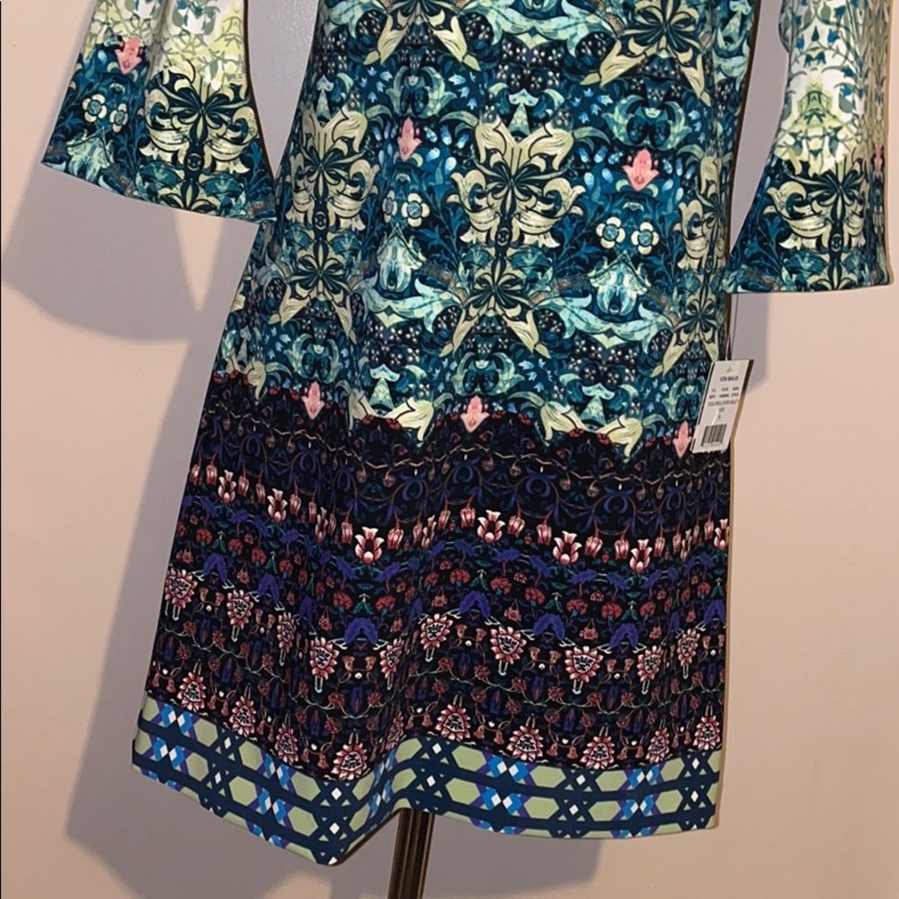 Taylor NWT Green Resort Floral Beaded V Neck Dress 6 Small Coastal Garden Party - Picture 10 of 15